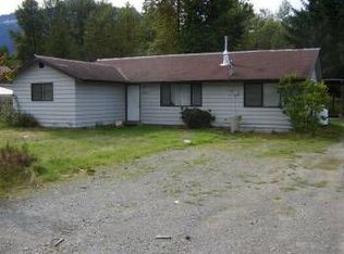 825 Fullerton Ave, Darrington, WA 98241