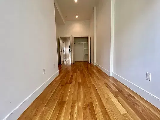 Rented by Bohemia Realty Group | media 21