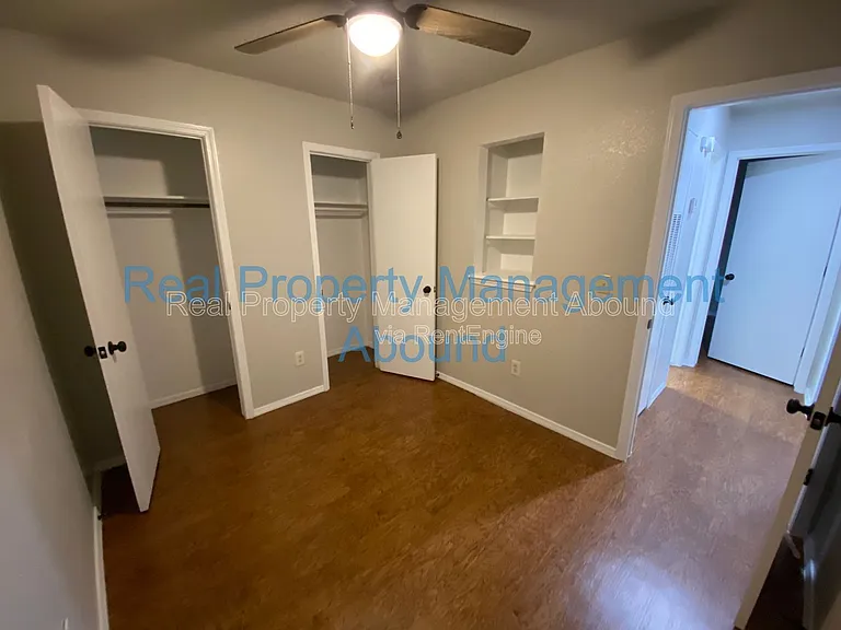 101 E Broadway St #3 — Photo 2