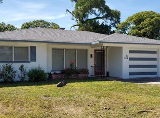 1318 27th St W, Bradenton, FL 34205