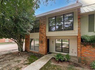 5435 Heatherstone Dr, Baton Rouge, LA 70820