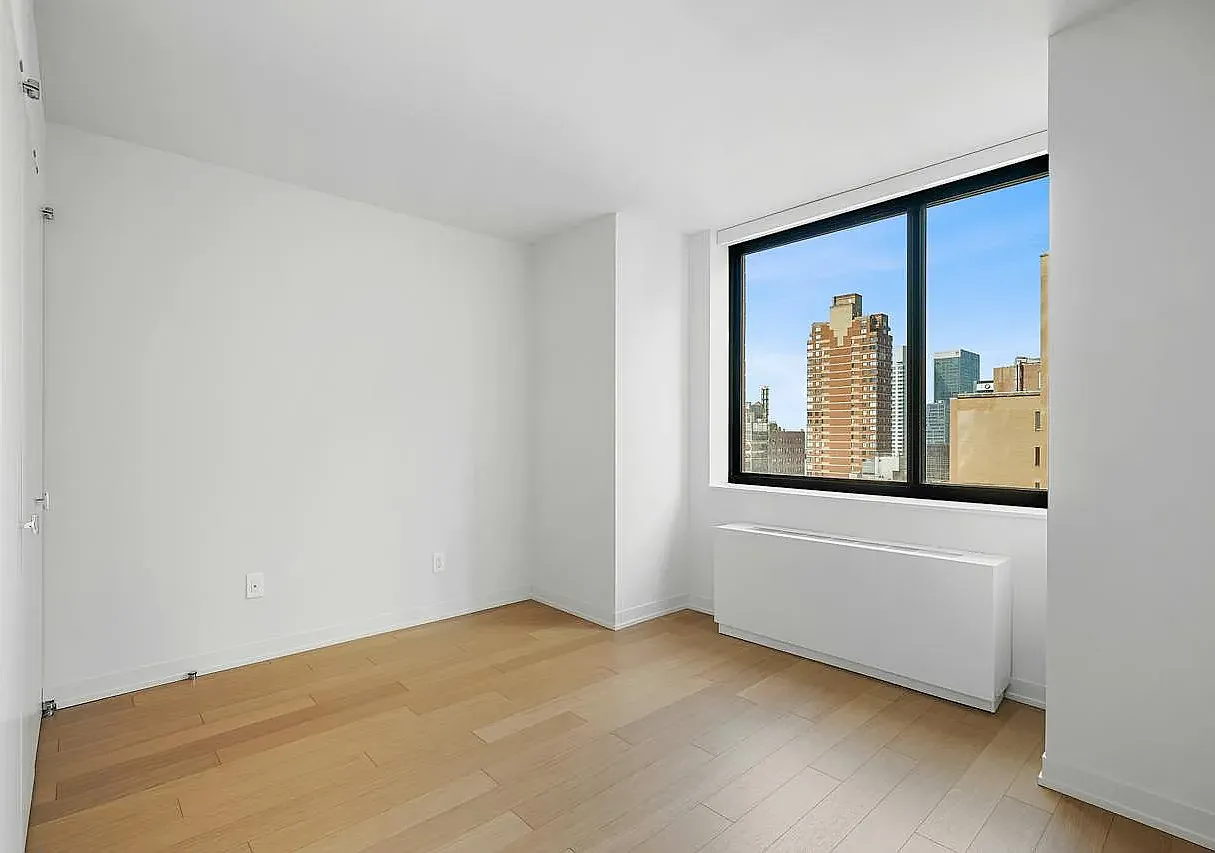 One Columbus Place — Photo 3