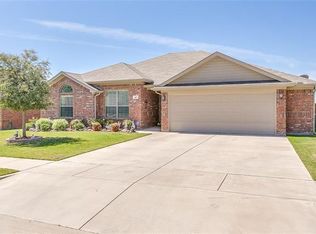 617 Daniel, Burleson, TX 76028