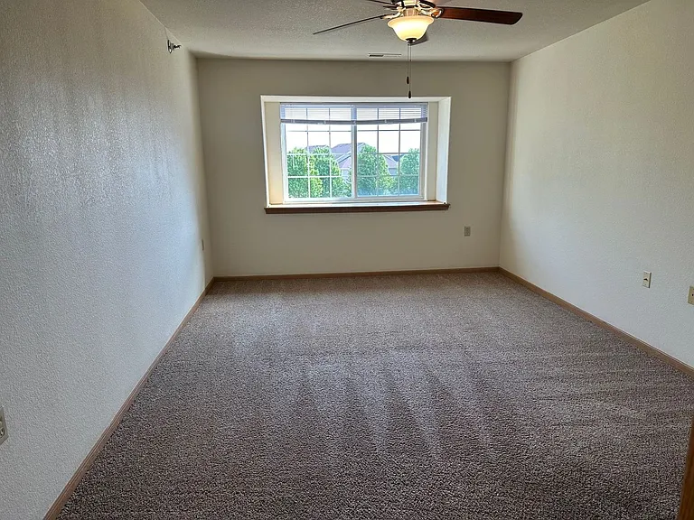 Madison Apartments — Photo 112