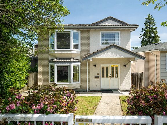2nd image of 4568 Hoy St