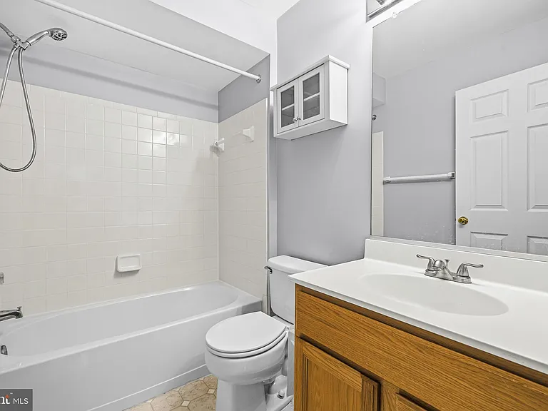 4323 Thomas Brigade Ln — Photo 32