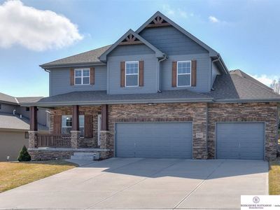 7331 S 103rd Ave, La Vista, NE, 68128