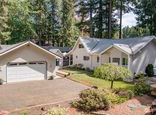391 N Duckabush Dr E, Hoodsport, WA