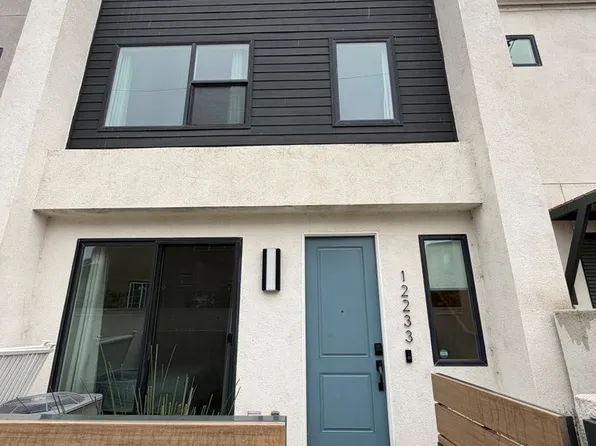 12233 Greenleaf Ln, Garden Grove, CA 92840