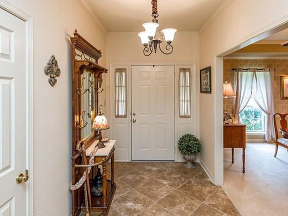 5th image of 10022 Brittany Dr