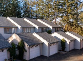 1335 Eardley Ave, Santa Rosa, CA 95401