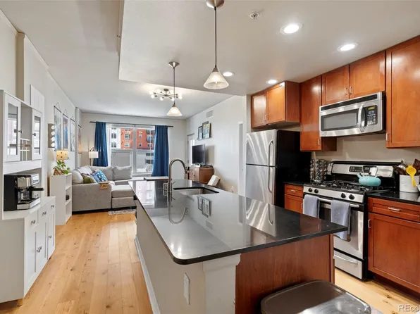 1975 N Grant Street #401, Denver, CO 80203