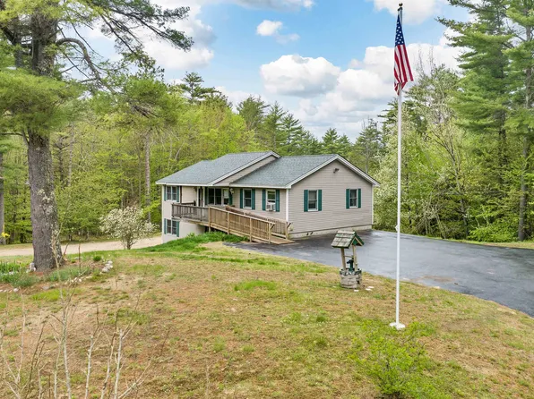 1 Friar Tuck Way, Wolfeboro, NH 03894