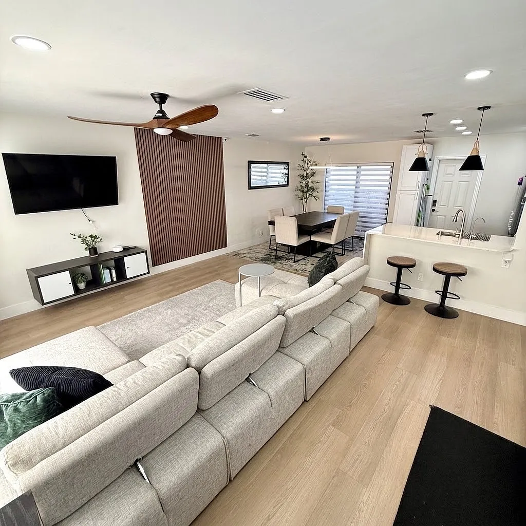 3 bed, 1316 sqft, $3,000 — Photo 1