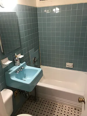 Rented by Levy Realty Group Inc | media 10