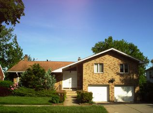 560 Morse Ave, Ridgefield, NJ 07657