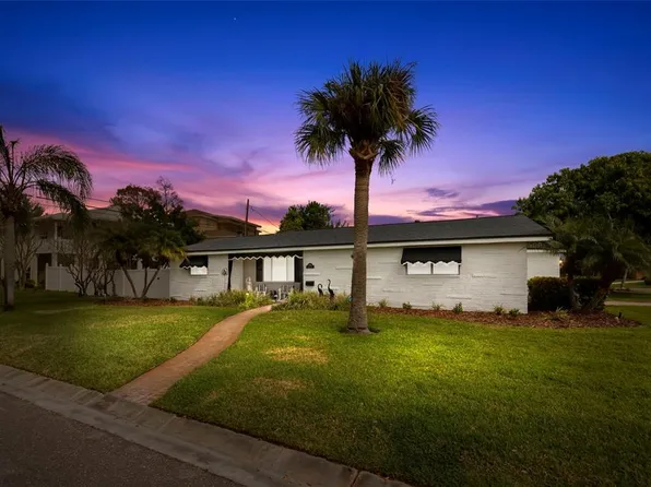 5001 Lansing St NE, Saint Petersburg, FL 33703