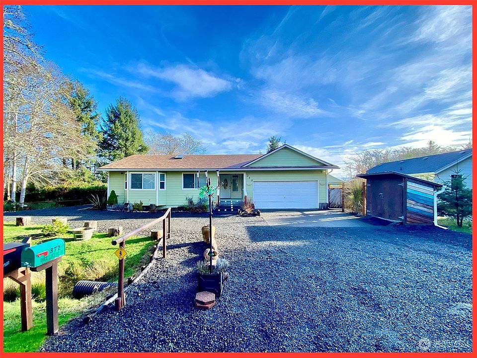1st image of 372 Duck Lake Drive NE