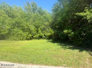 694 Waters View Dr, Biloxi, MS 39532