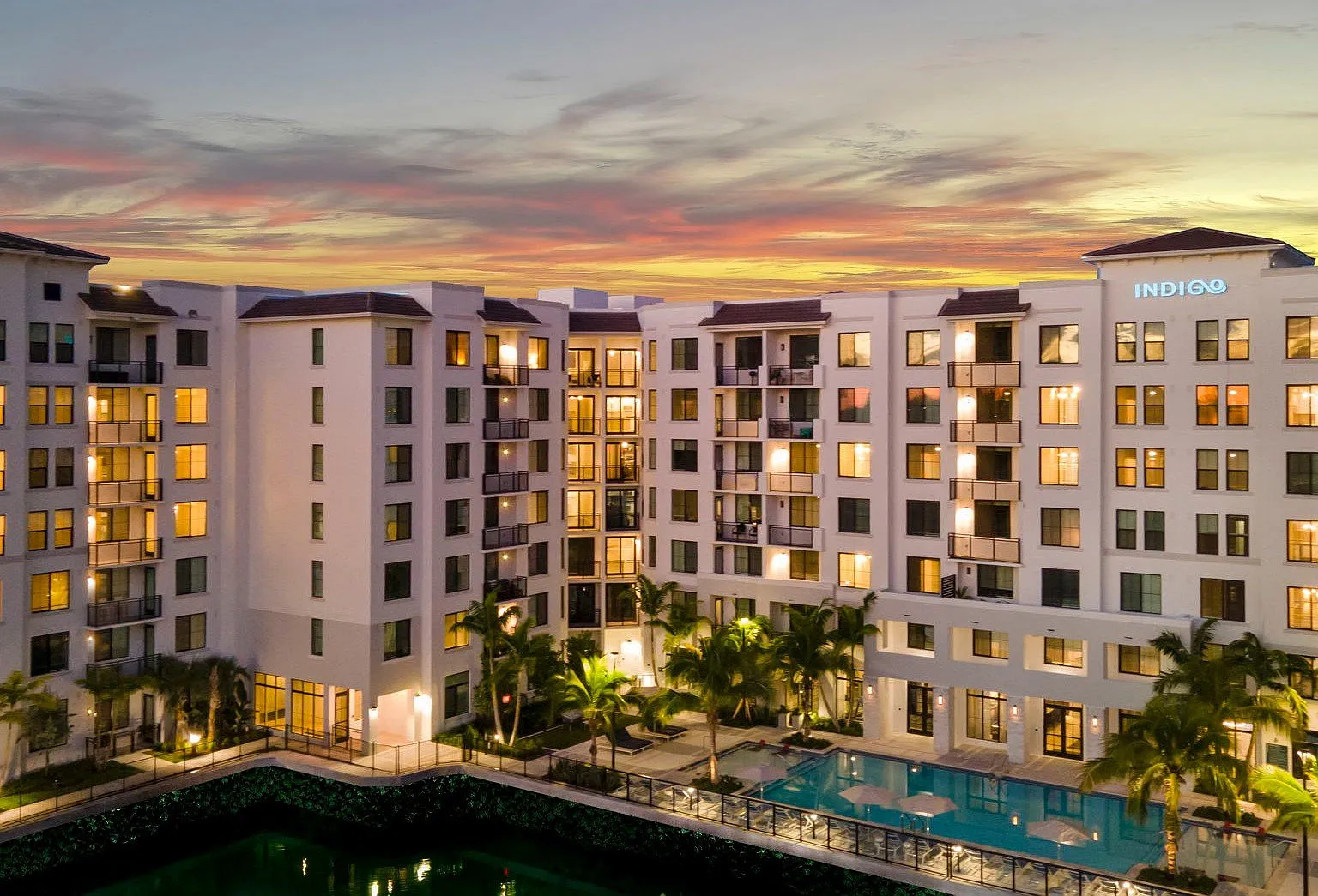 Indigo West Palm Beach — Photo 3