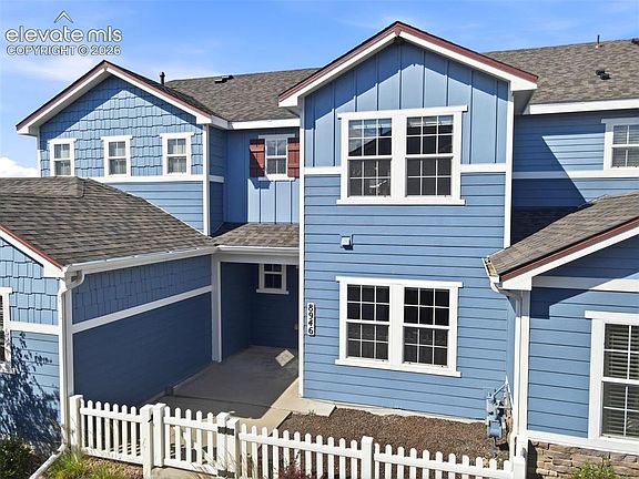 3rd image of 8946 Bella Flora Hts