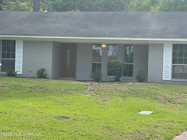 385 Somerset Dr, Jackson, MS 39206