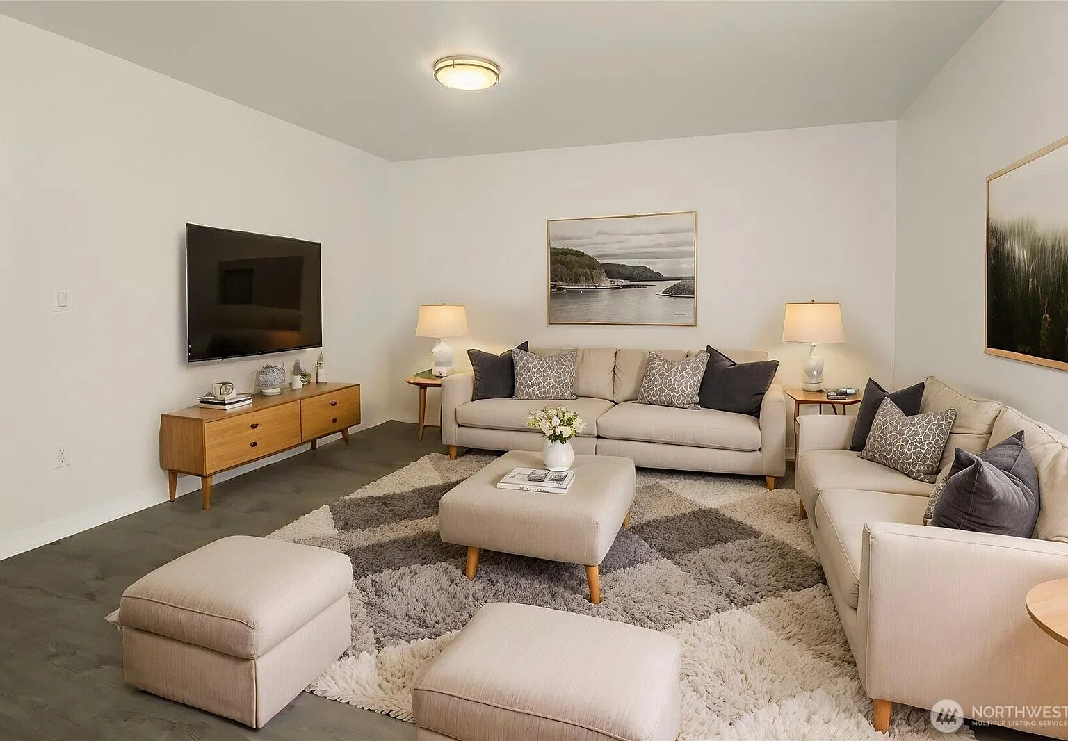 3 bed, 2.5 bath, 1440 sqft, $2,150 — Photo 2