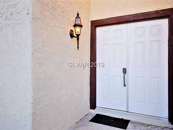 4th image of 2113 Naco Ct