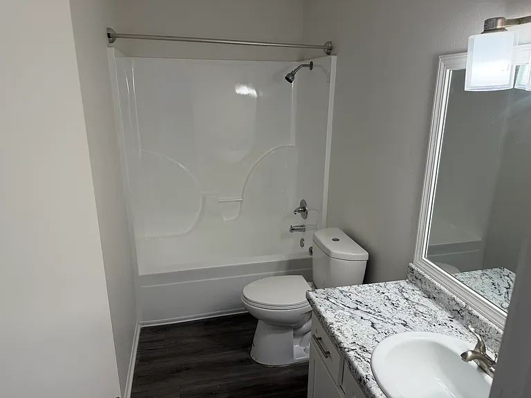 1375 N Carriage Way — Photo 6