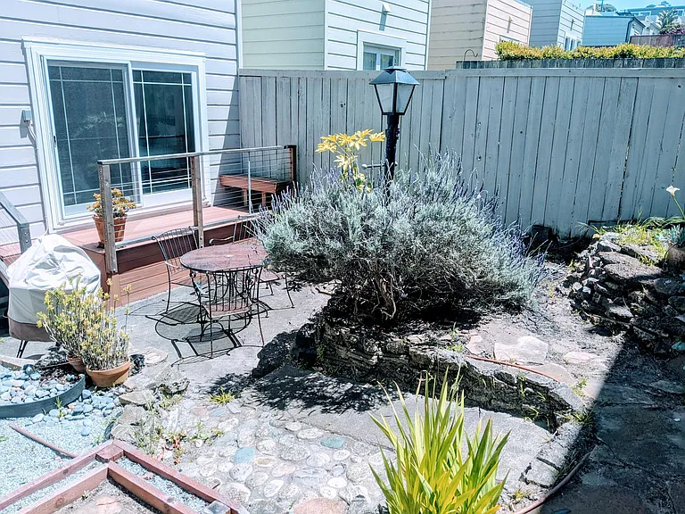 1901 9th Ave — Photo 25
