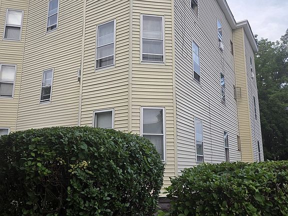 3rd image of 109 Grover St