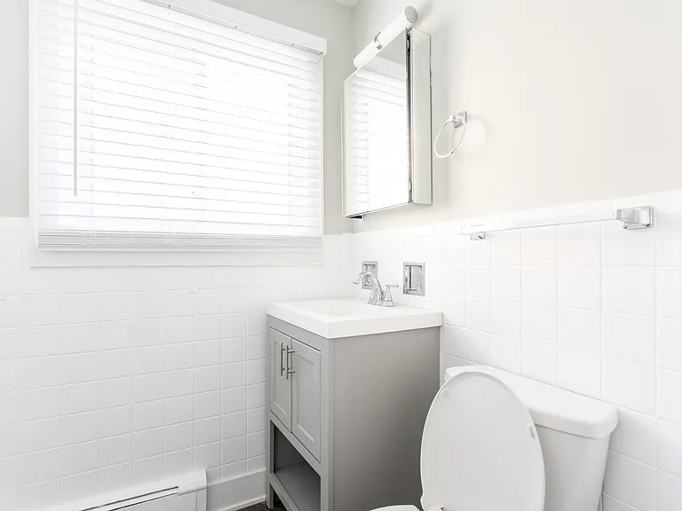 1W - Master Bathroom