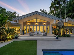 5855 SW 97th St, Pinecrest, FL 33156