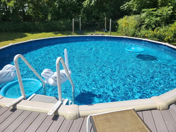 387 Cornwall Hill Road, Patterson, NY 12563