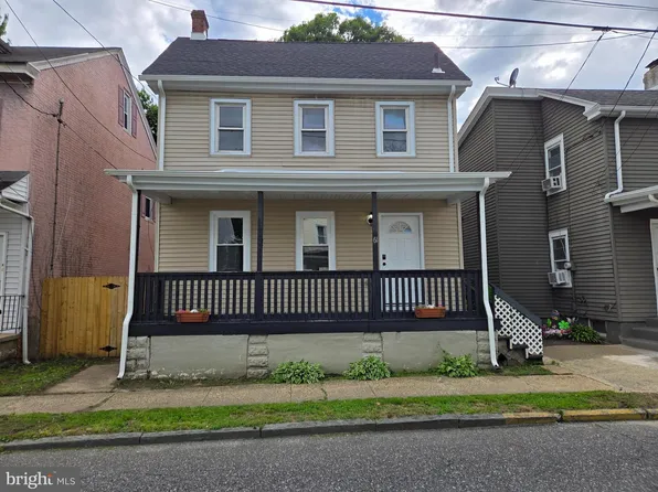 61 E Barber Ave, Woodbury, NJ 08096