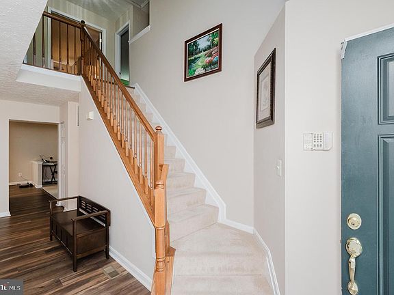 5th image of 223 Saint Justin Dr
