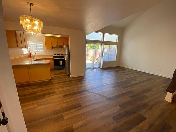 4th image of 184 Stageline Dr