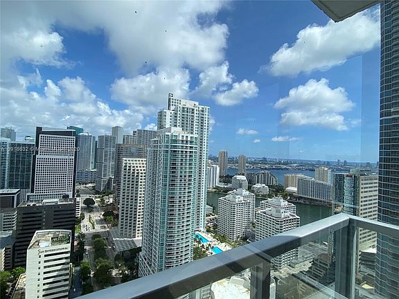 2nd image of 1060 Brickell Ave APT 3901