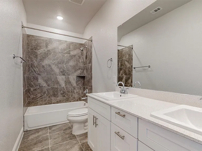961 Waterview Dr — Photo 25