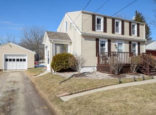8473 N 68th St, Milwaukee, WI 53223