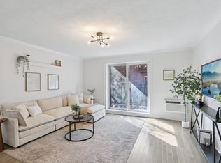 34 Westgate Rd #3, Chestnut Hill, MA 02467