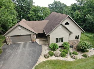 2855 Doe Run Ln SW, Farwell, MN 56327