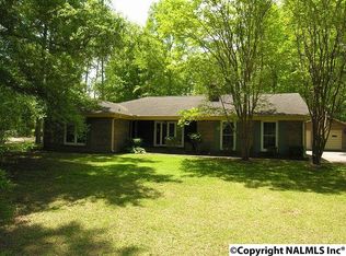 1239 Vestavia Dr SW, Decatur, AL 35603