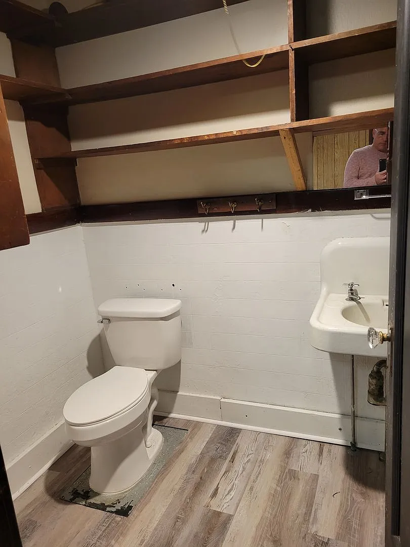 1006 S Plymouth Ave — Photo 4