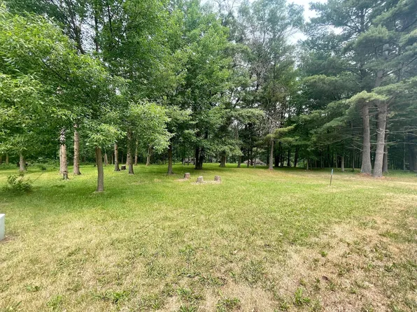 Sunflower Way, Amery, WI 54001