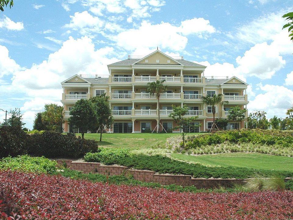 Centre Court Ridge Building