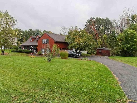 2nd image of 31 Timber Dr