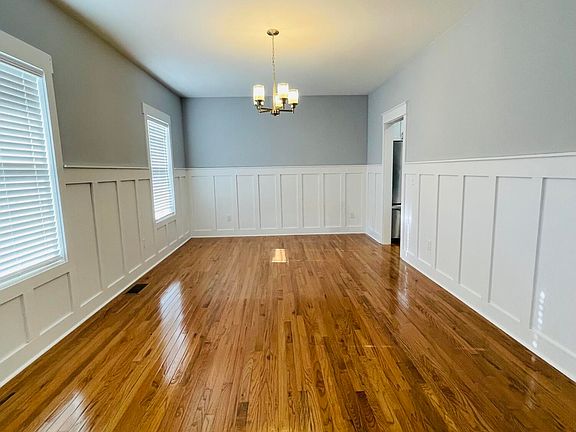 5th image of 178 Hawthorne Dr