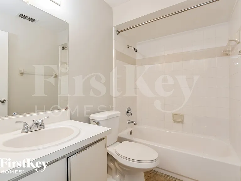 3428 Westland Dr — Photo 9