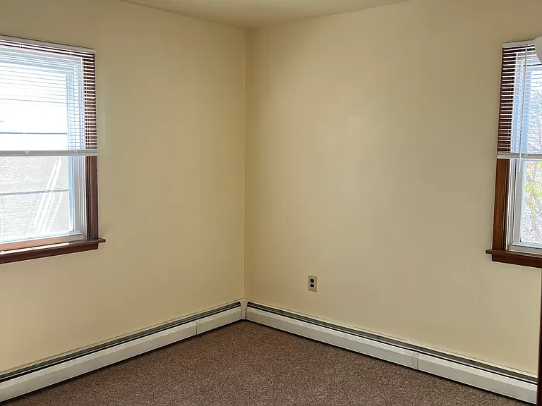 1030 Fox Chase Rd #2 — Photo 4
